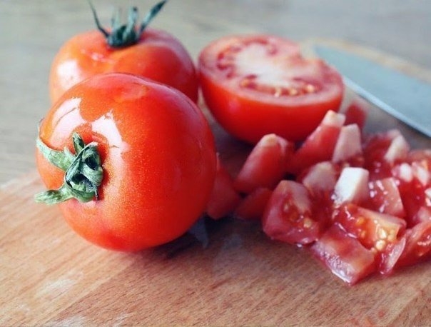 Сытный салат с куриной грудкой Сытный салат с куриной грудкой