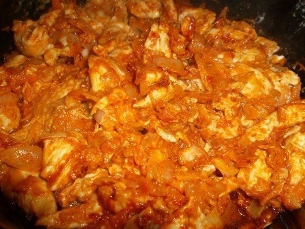 Гуляш из куриного филе Гуляш из куриного филе