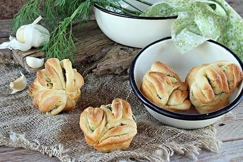 Чесночные булочки. Чесночные булочки.
