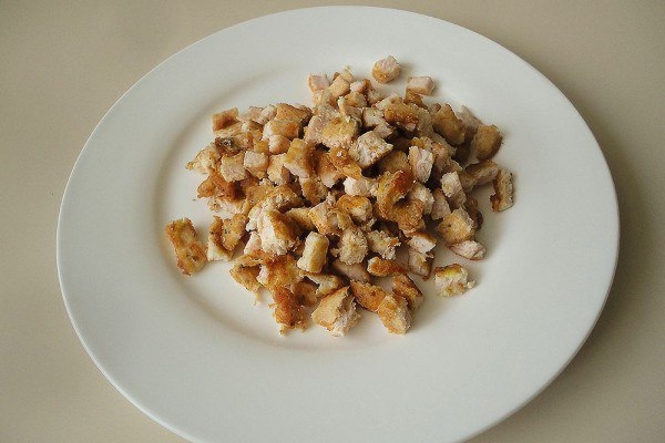Салат с курицей и сухариками 8 Салат с курицей и сухариками 8