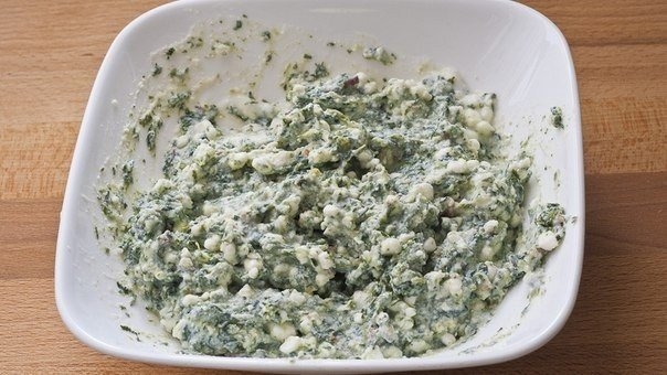 Ракушки, фаршированные шпинатом и сыром Ракушки, фаршированные шпинатом и сыром