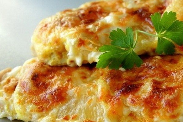 Куриная грудка с сыром. Куриная грудка с сыром.