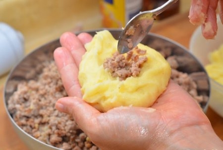 Картофельные зразы с фаршем Картофельные зразы с фаршем