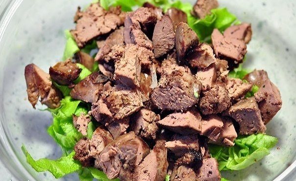 Салат из куриной печени. Салат из куриной печени.