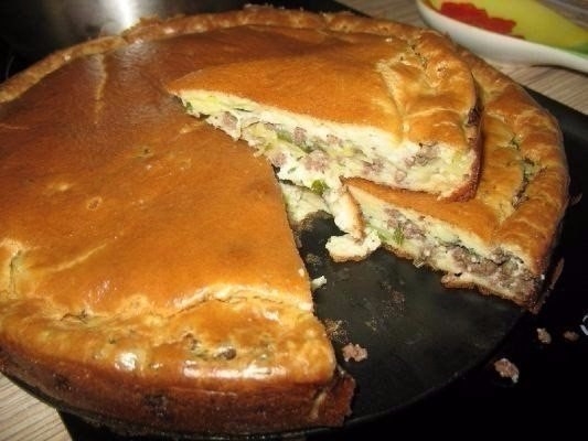Супер нежный пирог с капустой и мясом Супер нежный пирог с капустой и мясом