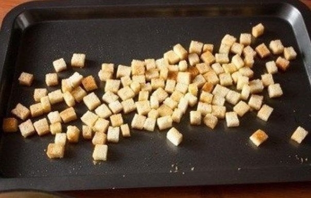 Салат Цезарь с курицей Салат Цезарь с курицей