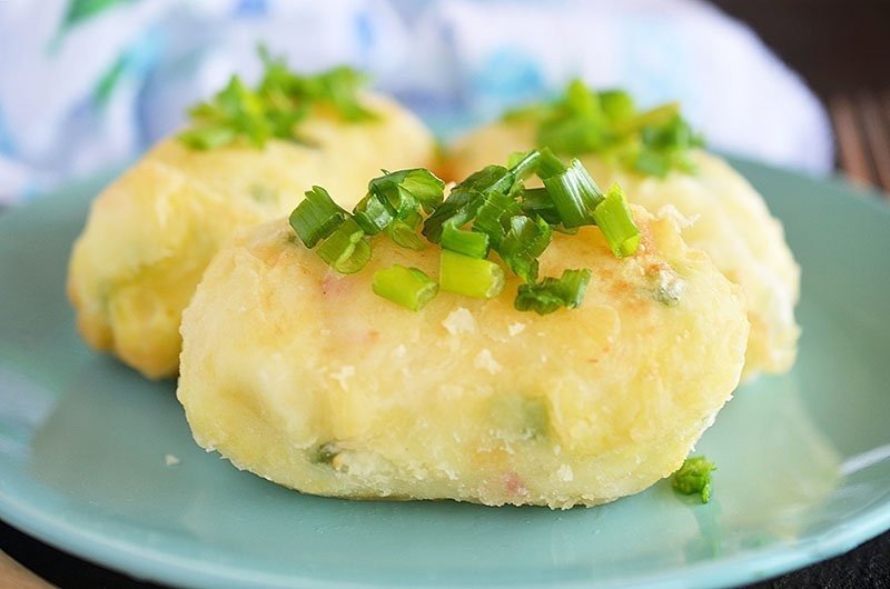 ​Картофельные палочки с сыром и беконом