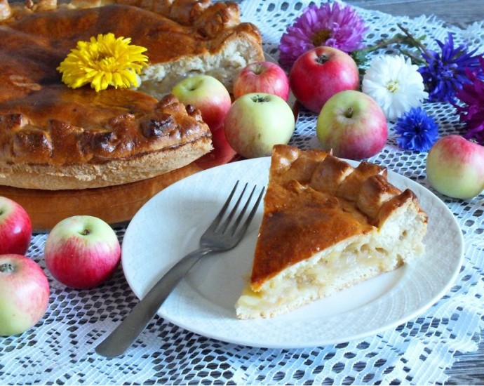 ​Татарский пирог с яблоками