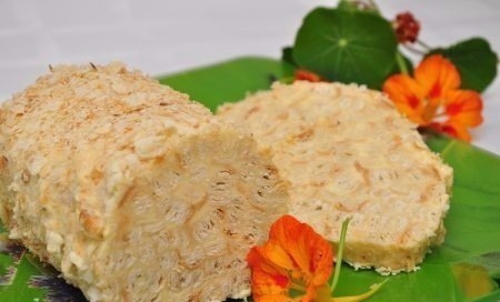 Фото к рецепту: Очень вкусный торт Слоеное полено Фото к рецепту: Очень вкусный торт Слоеное полено