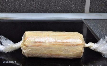 Фото к рецепту: Очень вкусный торт Слоеное полено Фото к рецепту: Очень вкусный торт Слоеное полено