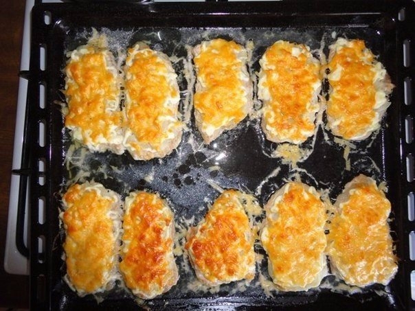 Фото к рецепту: Мясо по-французски в духовке Фото к рецепту: Мясо по-французски в духовке