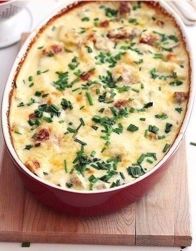 Фото к рецепту: Самый вкусный картофель, запеченный в духовке Фото к рецепту: Самый вкусный картофель, запеченный в духовке