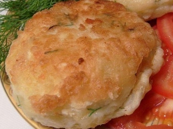 Фото к рецепту: Зразы картофельные с курицей Фото к рецепту: Зразы картофельные с курицей