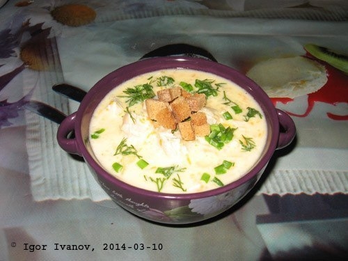 Фото к рецепту: Сырный суп с курицей Фото к рецепту: Сырный суп с курицей