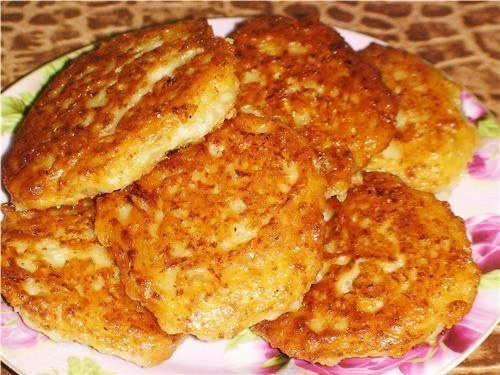 Фото к рецепту: Быстрые беляши (или ленивые пирожки) - быстро и вкусно! Фото к рецепту: Быстрые беляши (или ленивые пирожки) - быстро и вкусно!