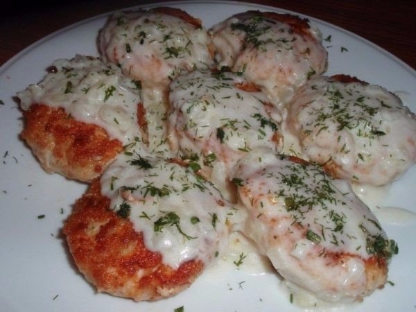 ÐÐ¾Ñ‚Ð¾ Ðº Ñ€ÐÑ†ÐÐ¿Ñ‚Ñƒ: ÐžÑ‡ÐÐ½ÑŒ Ð²ÐºÑƒÑÐ½Ñ‹Ð ÐºÑƒÑ€Ð¸Ð½Ñ‹Ð ÐºÐ¾Ñ‚ÐÐÑ‚ÐºÐ¸ Ñ ÐÑƒÐºÐ¾Ð²Ñ‹Ð¼ ÑÐ¾ÑƒÑÐ¾Ð¼Â 
