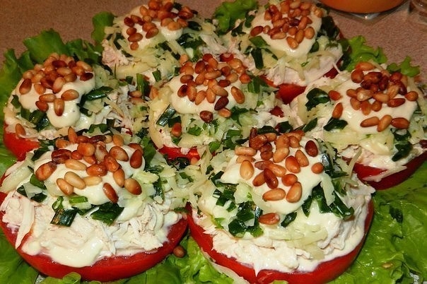 ÐÐ¾Ñ‚Ð¾ Ðº Ñ€ÐÑ†ÐÐ¿Ñ‚Ñƒ: Ð¡ÐÐÐÑ‚-ÐÐÐºÑƒÑÐºÐ Ñ ÐºÑƒÑ€Ð¸Ñ†ÐÐ¹ Ð¸ ÐºÐÐ´Ñ€Ð¾Ð²Ñ‹Ð¼Ð¸ Ð¾Ñ€ÐÑˆÐºÐÐ¼Ð¸Â 