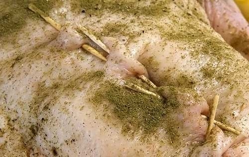 Утка запеченная с яблоками Утка запеченная с яблоками