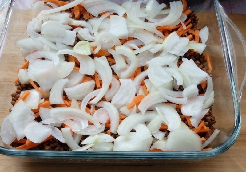Куриные голени с гречкой в духовке Куриные голени с гречкой в духовке