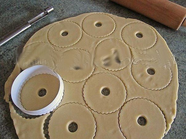 Песочные кольца с орехами Песочные кольца с орехами