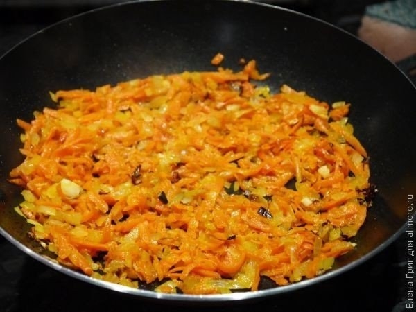 Салат слоеный с курицей Салат слоеный с курицей