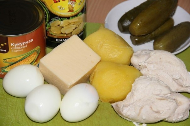 Салат Фантазия с курицей. Салат Фантазия с курицей.