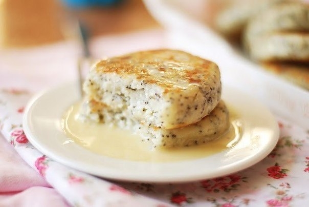 Сырники с маком Сырники с маком