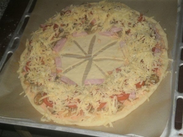 Королевская пицца Королевская пицца