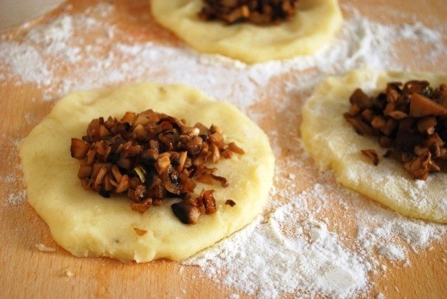 Картофельные зразы с грибами Картофельные зразы с грибами