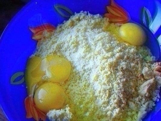 Сырные шарики жареные с чесноком Сырные шарики жареные с чесноком