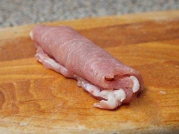 Мясные рулетики к праздничному столу Мясные рулетики к праздничному столу