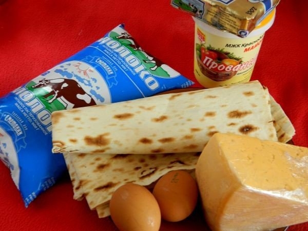 Пирог из лаваша с сыром Пирог из лаваша с сыром