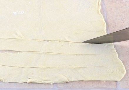 Слойки с яблоками «Розочки» Слойки с яблоками «Розочки»