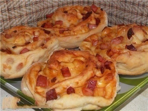 Пиццы-розочки Пиццы-розочки
