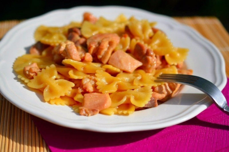 Фарфалле с курицей и мёдом Фарфалле с курицей и мёдом
