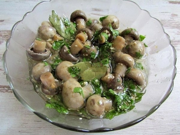 Шампиньоны по-корейски. Шампиньоны по-корейски.