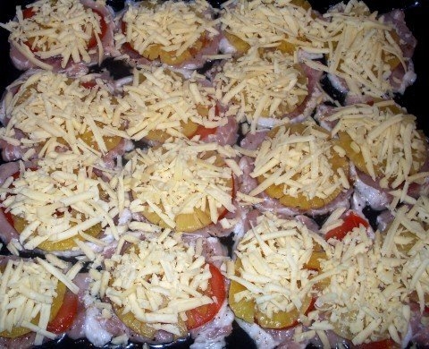 Нежные свиные отбивные под ананасами Нежные свиные отбивные под ананасами