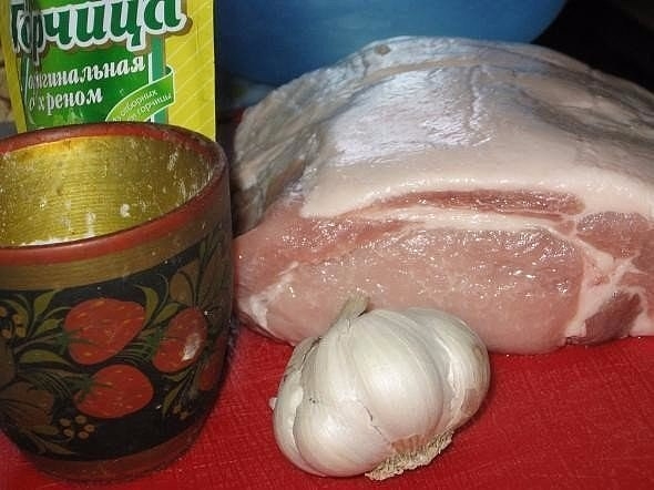 Запеченная в горчице свинина Запеченная в горчице свинина