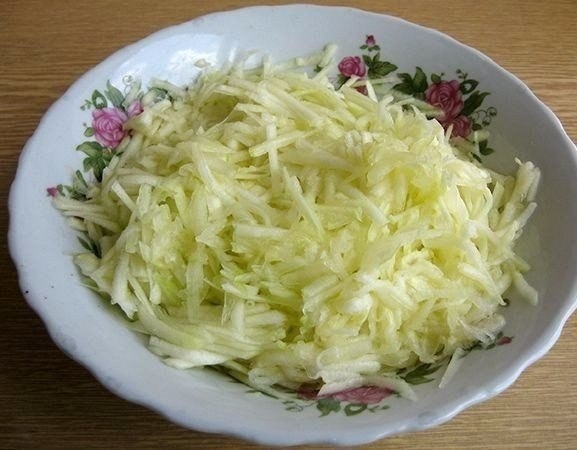 Закусочный торт из кабачков Закусочный торт из кабачков