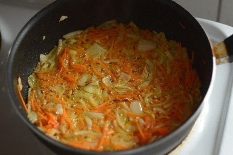 Гуляш из курицы Гуляш из курицы