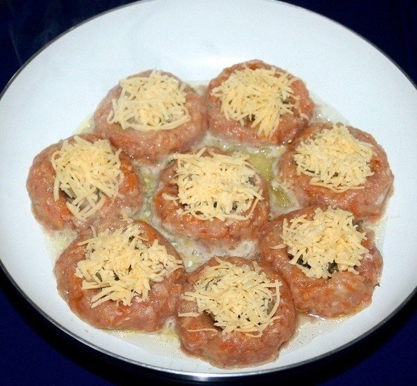 Мясные гнёздышки с грибами и сыром Мясные гнёздышки с грибами и сыром