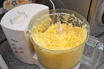 Картофельная запеканка с мясными шариками. Картофельная запеканка с мясными шариками.