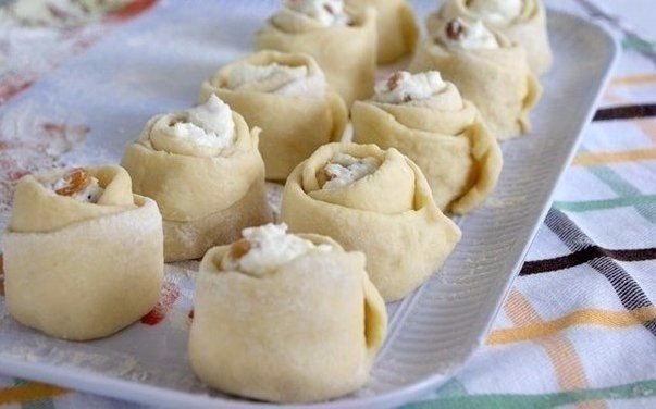 Булочки Розочки с творогом Булочки Розочки с творогом