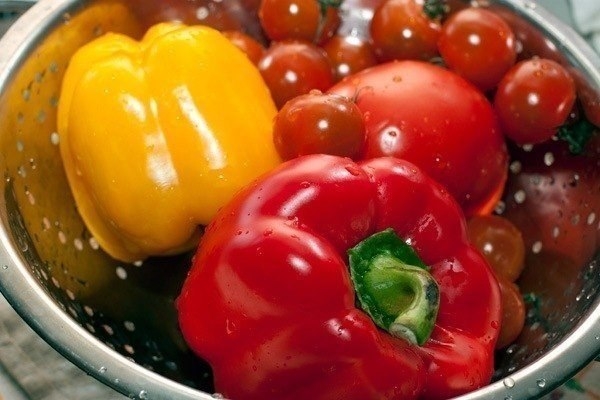 Курица запеченная с овощами Курица запеченная с овощами