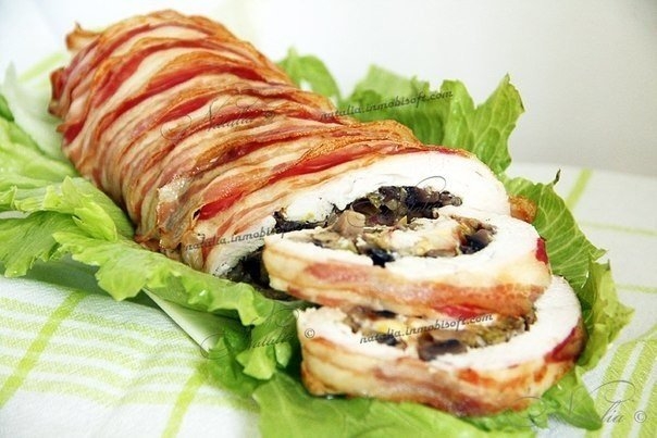 Куриный рулет с грибами Куриный рулет с грибами