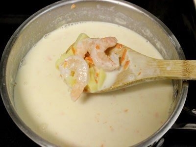 Сырный суп с креветками Сырный суп с креветками