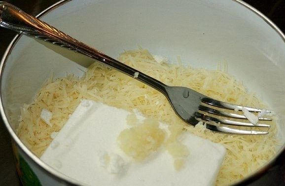 Хачапури проще не бывает. Хачапури проще не бывает.