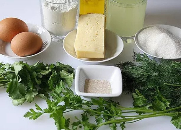 Сырные булочки для завтрака с пряной зеленью Сырные булочки для завтрака с пряной зеленью