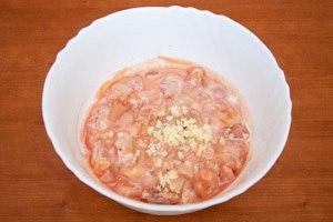 Лодочки из перца, фаршированные куриным филе