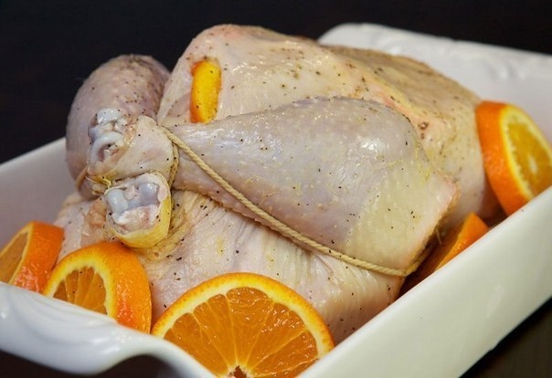 Курица, запеченная с апельсинами Курица, запеченная с апельсинами